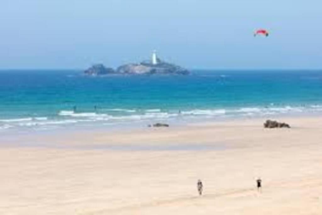 St Ives Apartment Private Parking With Garden 10 Minute Walk Into Town And Beach Εξωτερικό φωτογραφία