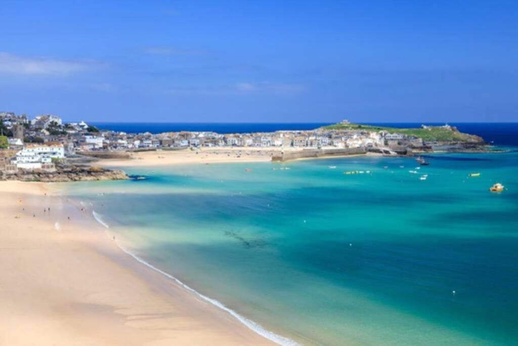 St Ives Apartment Private Parking With Garden 10 Minute Walk Into Town And Beach Εξωτερικό φωτογραφία
